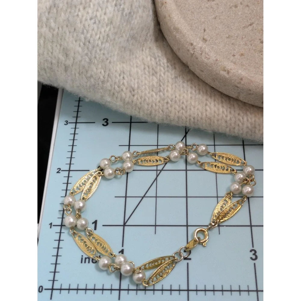 Trifari vintage bracelet